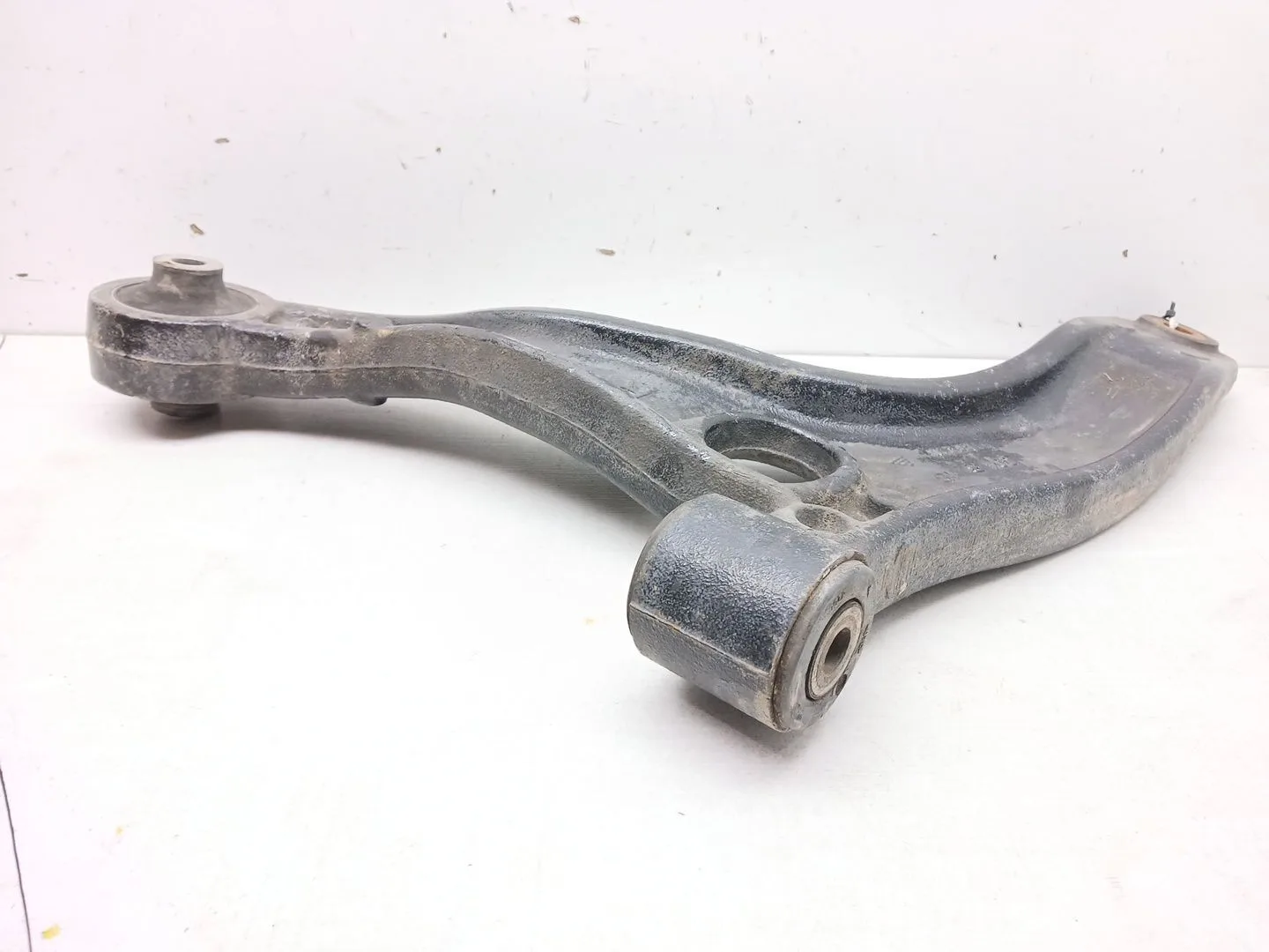 Brazo Suspension Inferior Delantero Izquierdo para Renault Master Kasten