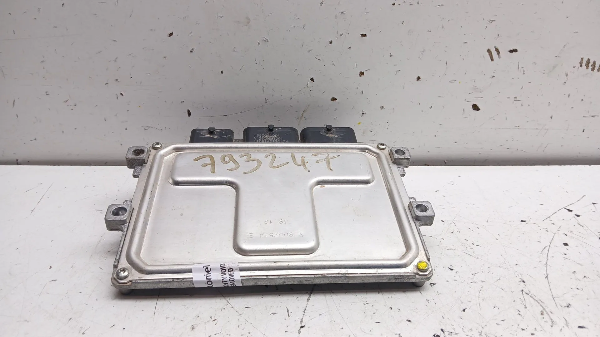 Centralita Motor Uce para Peugeot 108