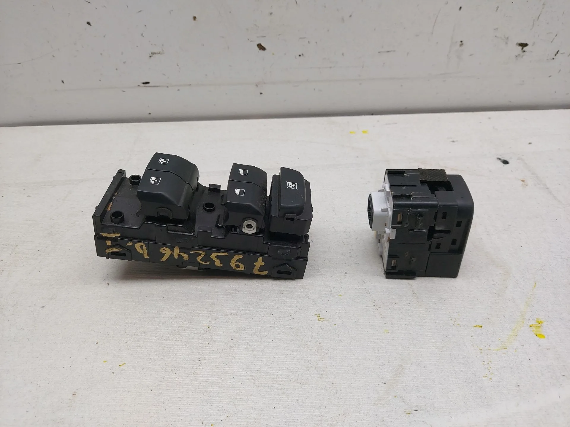 Mando Elevalunas Delantero Izquierdo para Kia Ceed (Cd)