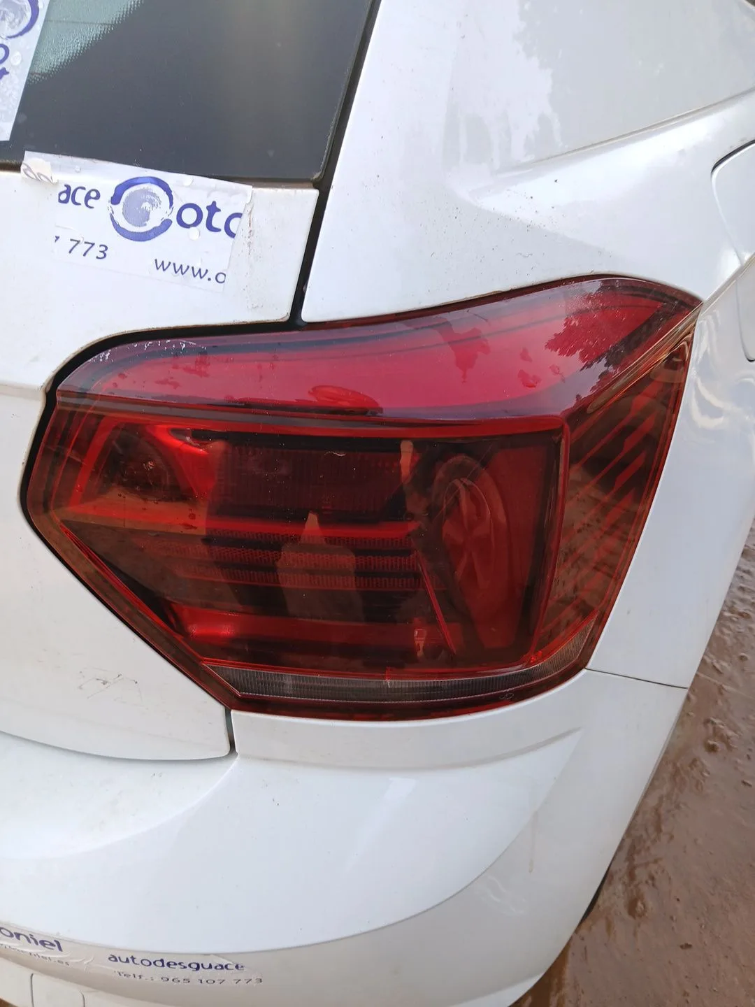 Piloto Trasero Derecho para Volkswagen Polo Vi (Aw1, Bz1, Ae1)