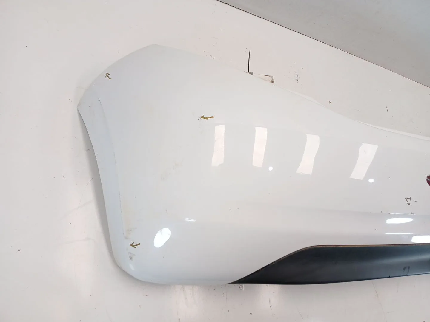 Paragolpes Trasero para Peugeot 208 I (Ca_, Cc_)