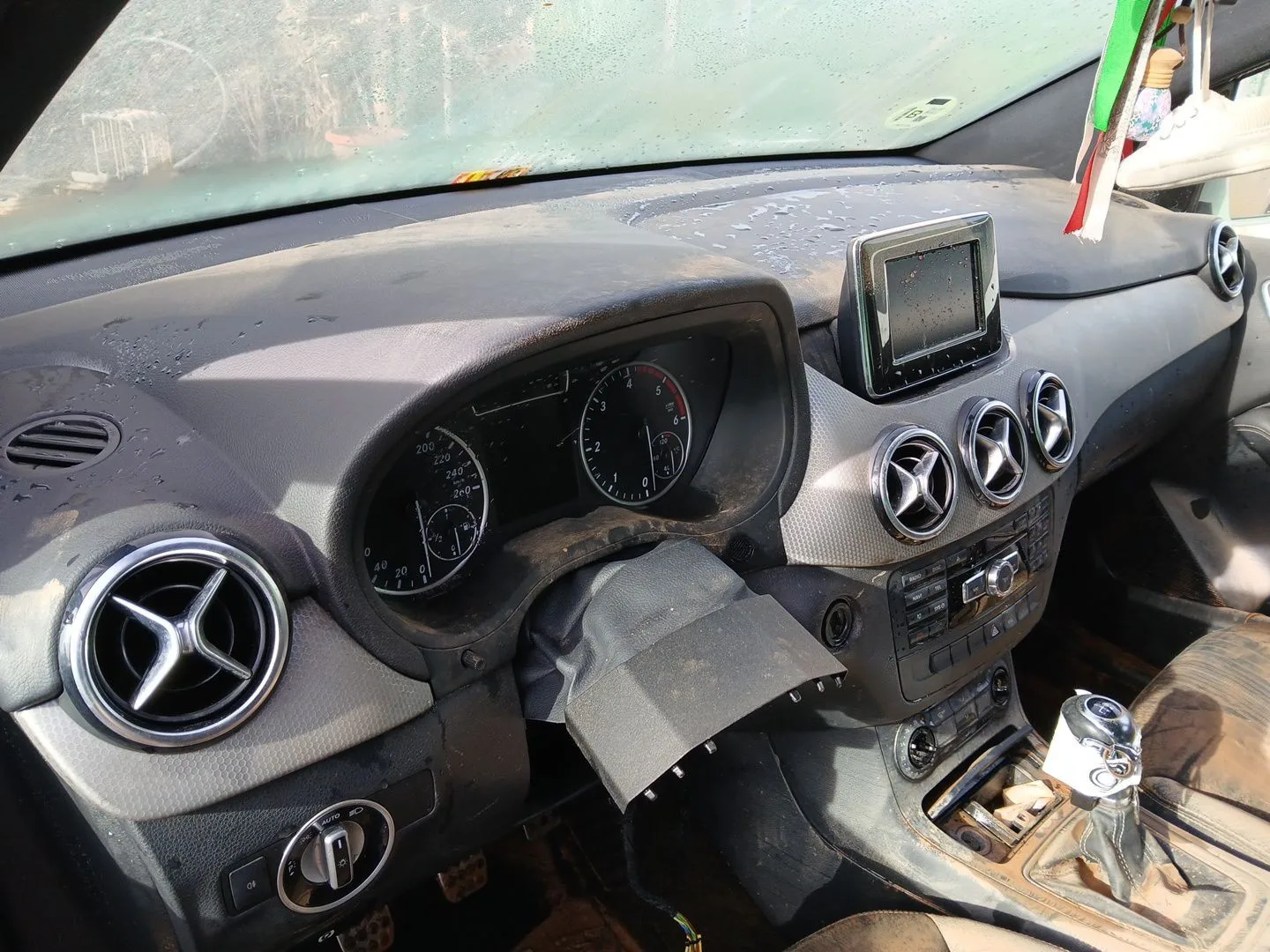 Salpicadero para Mercedes-Benz Clase B Sports Tourer (W246, W242)