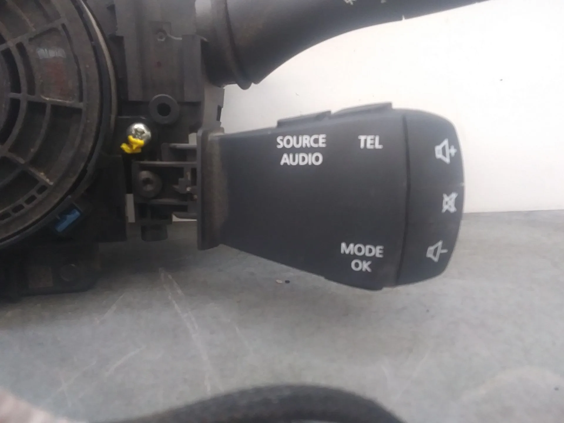 Mando Multifuncion para Renault Megane Iv Sport Tourer (K9A/M/N_)