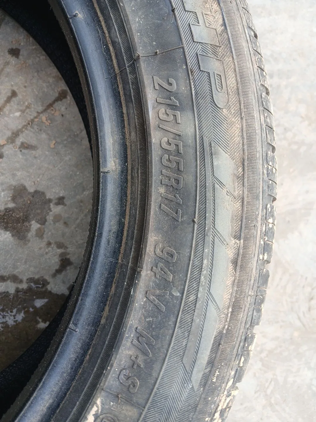 Neumatico para Mg Zs Suv (Azs1)