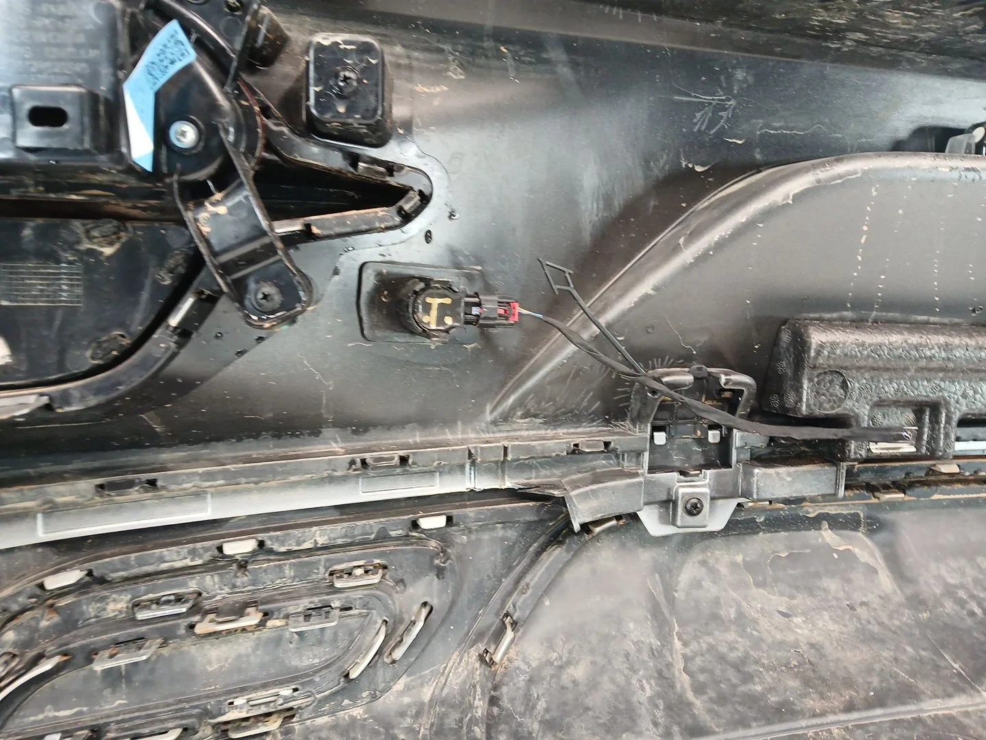 Paragolpes Trasero para Mg Zs Suv (Azs1)
