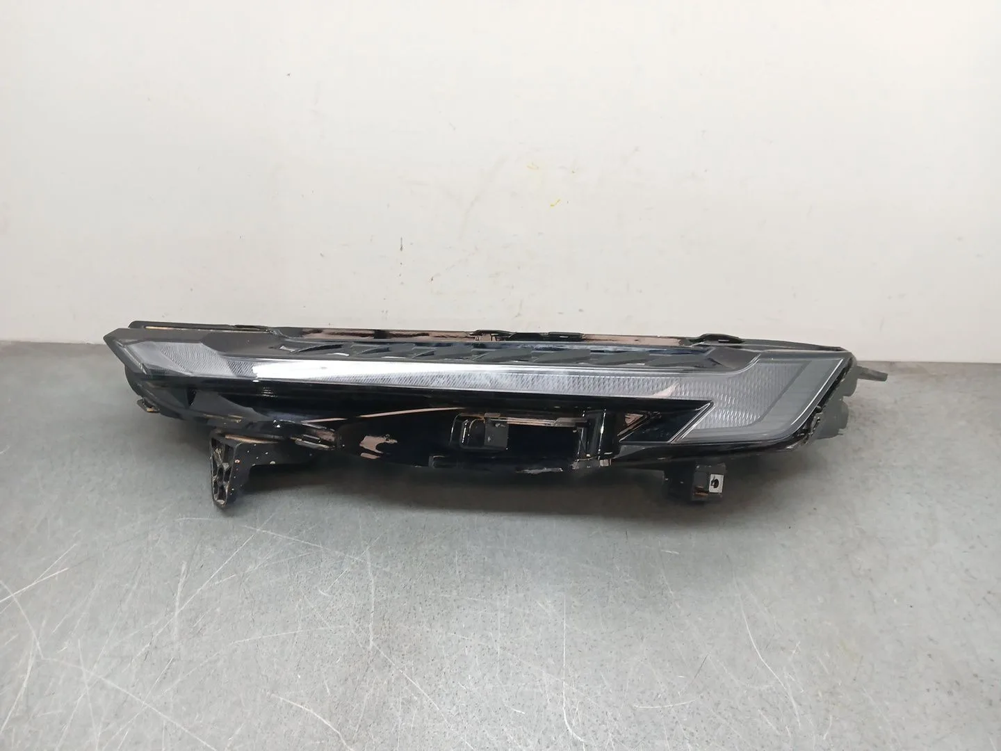 Faro Izquierdo para Omoda 5