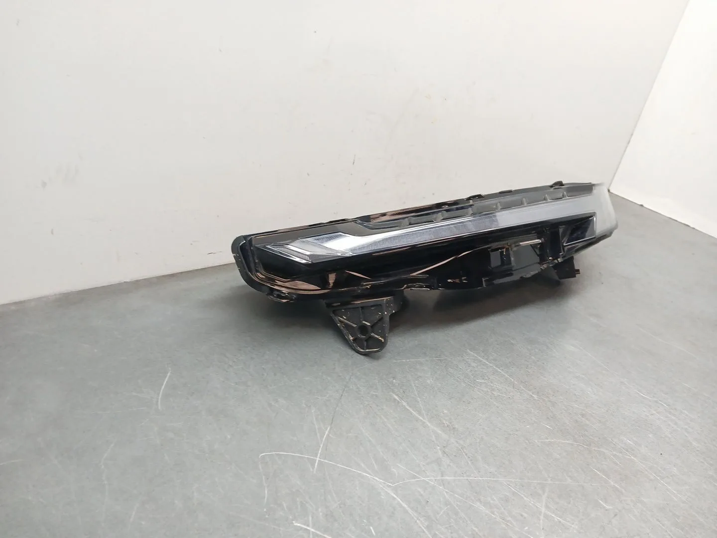 Faro Izquierdo para Omoda 5