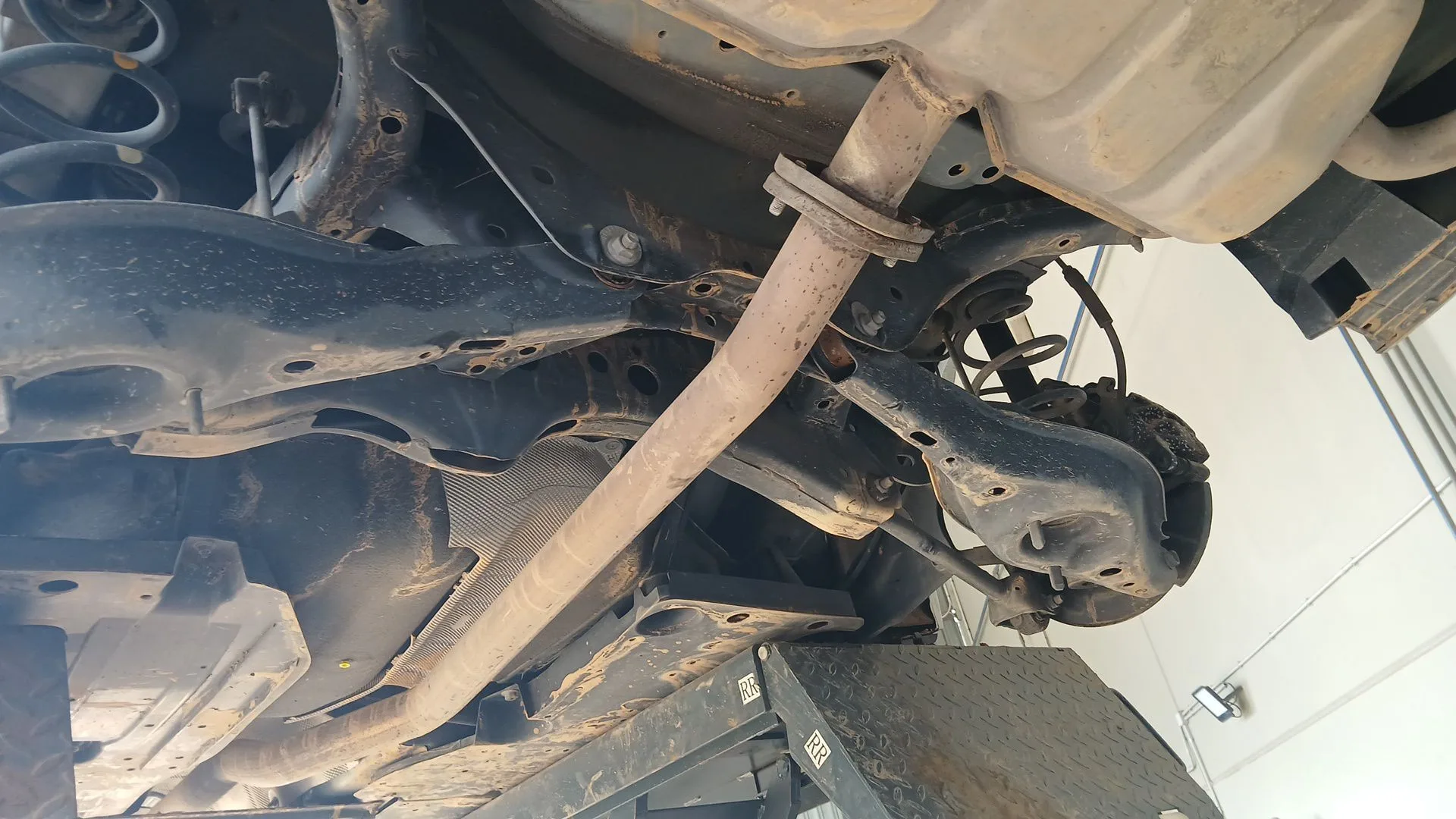 Puente Trasero para Mazda 3 Sedan (Bm_, Bn_)