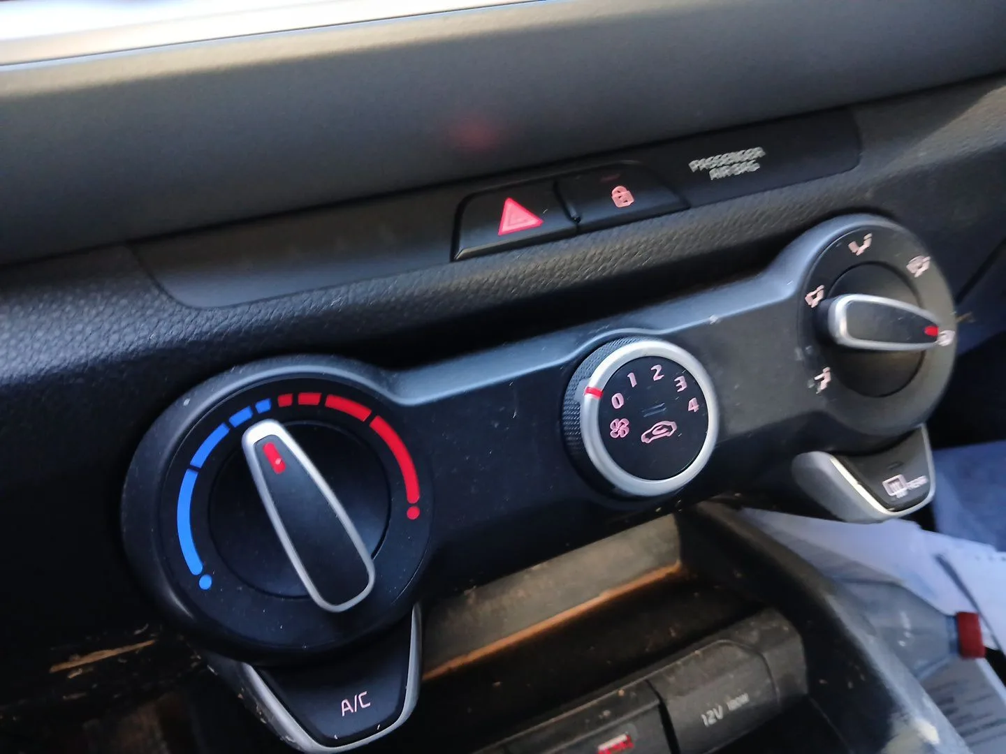 Mando Calefaccion / Aire Acondicionado para Kia Stonic (Yb)