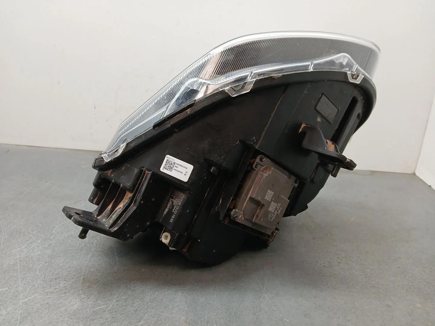 Faro Izquierdo para Omoda 5