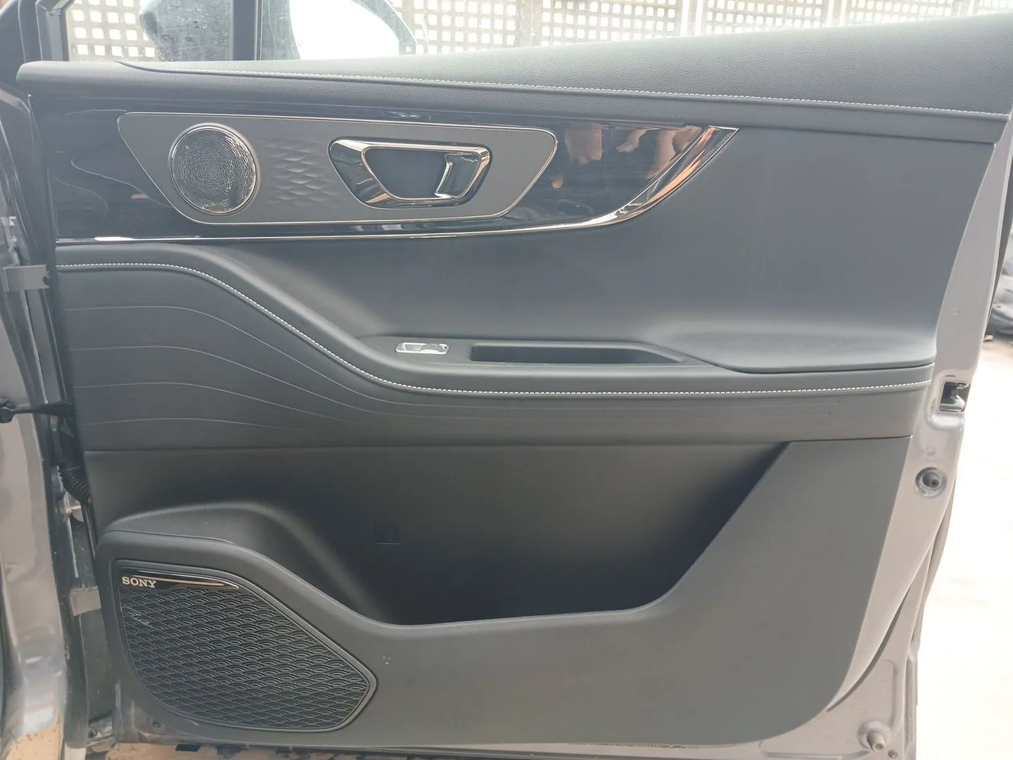 Guarnecido Puerta Delantera Derecha para Omoda 5