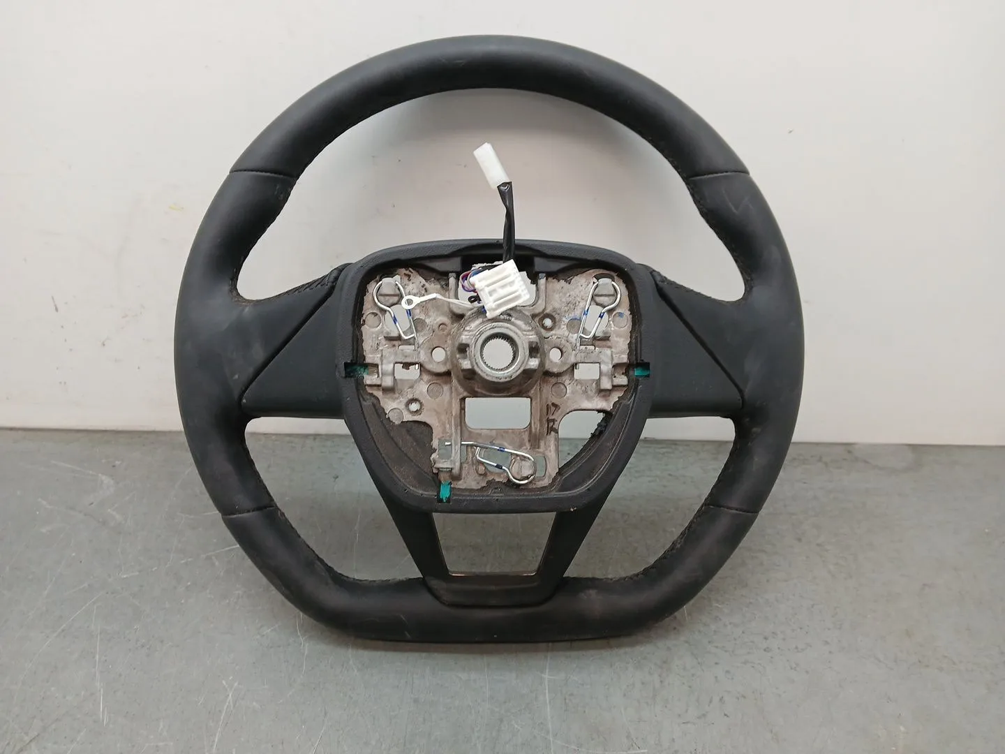 Volante para Omoda 5