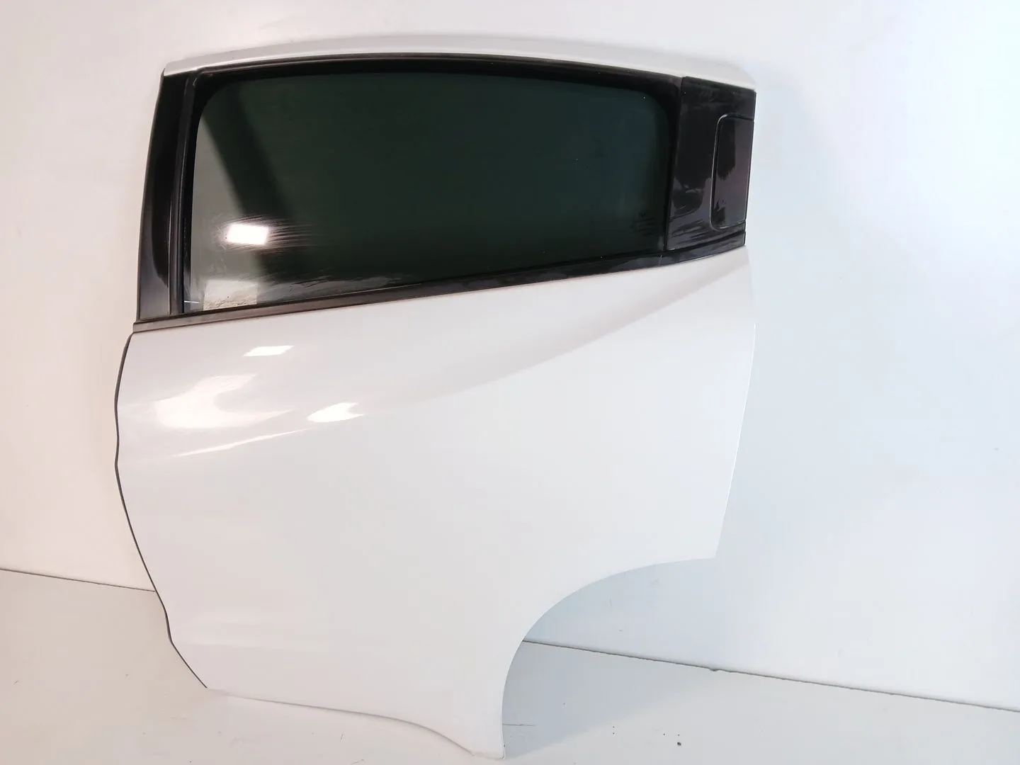 Puerta Trasera Izquierda para Honda Hr-V (Ru)