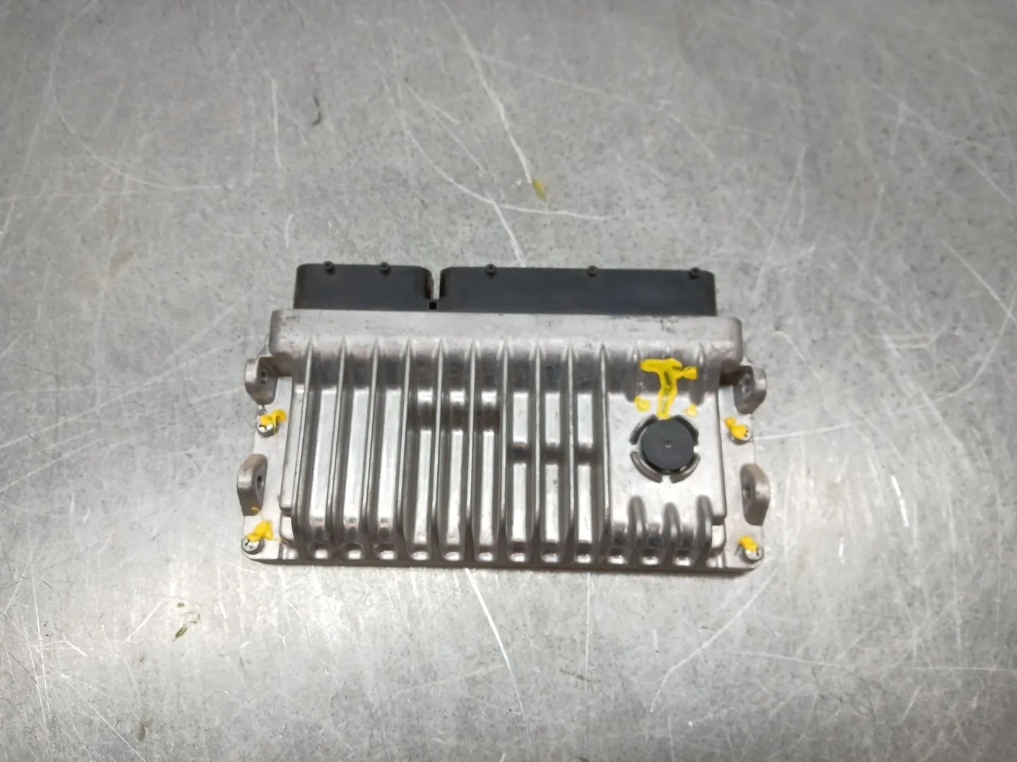 Centralita Motor Uce para Toyota Yaris (_P13_)