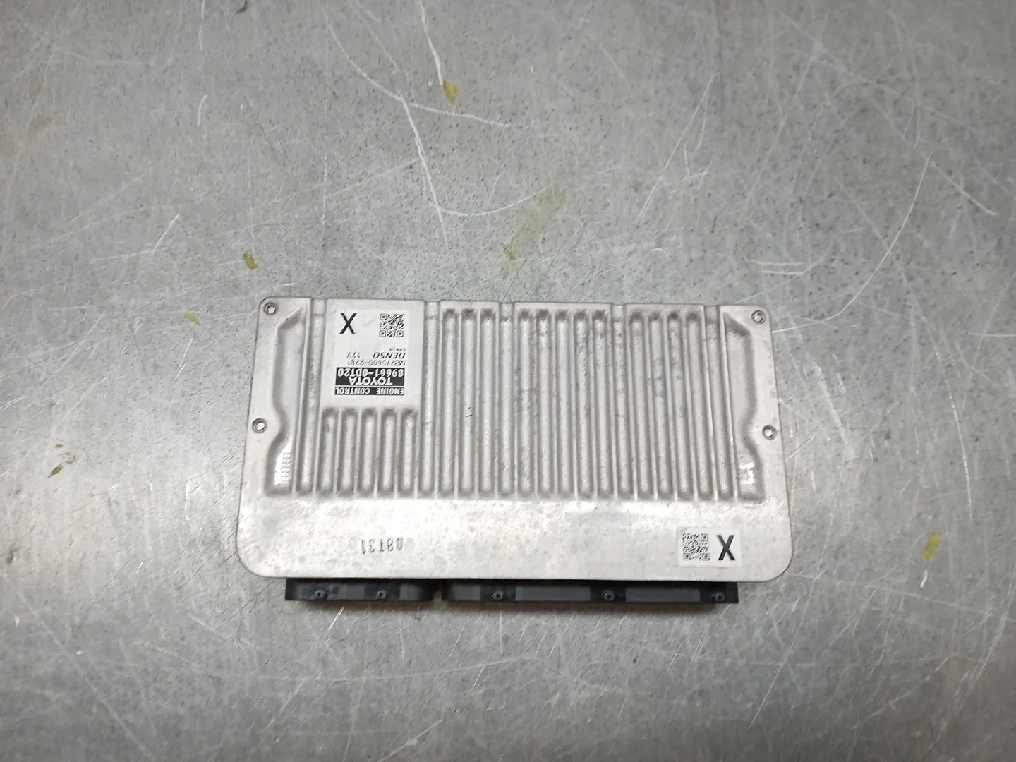 Centralita Motor Uce para Toyota Yaris (_P13_)
