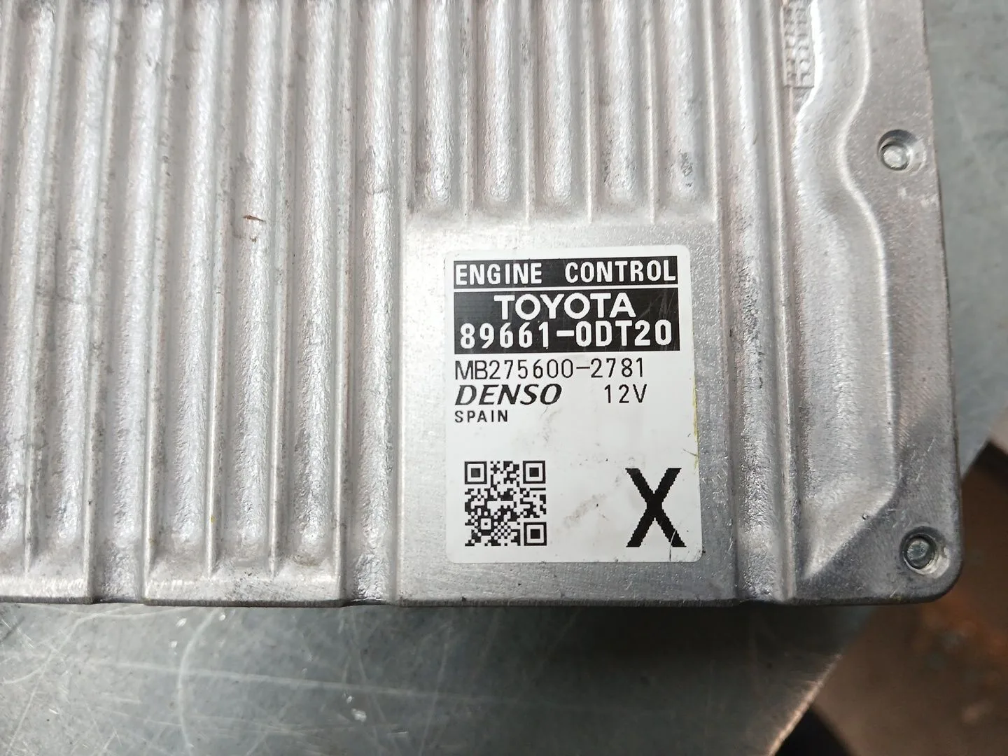 Centralita Motor Uce para Toyota Yaris (_P13_)