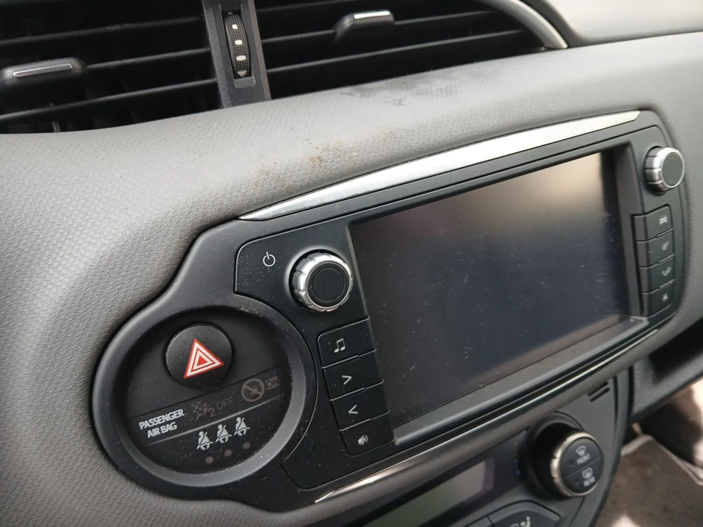 Sistema Audio / Radio Cd para Toyota Yaris (_P13_)