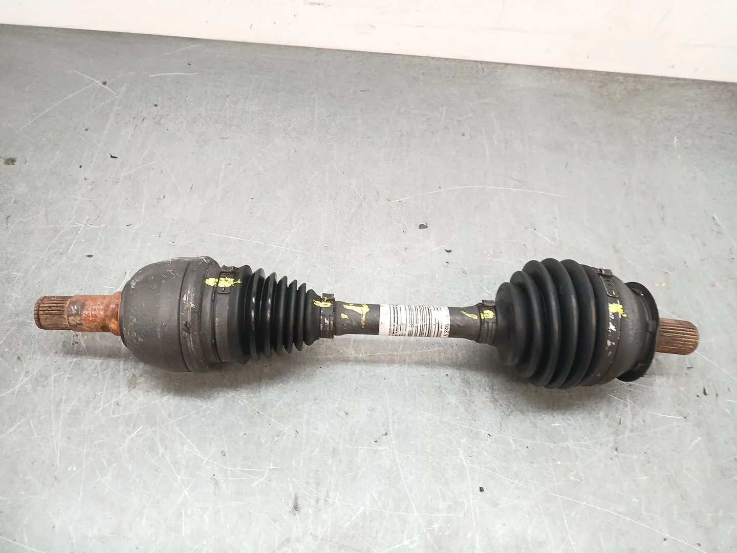 Transmision Delantera Izquierda para Mercedes-Benz Clase B (W246)