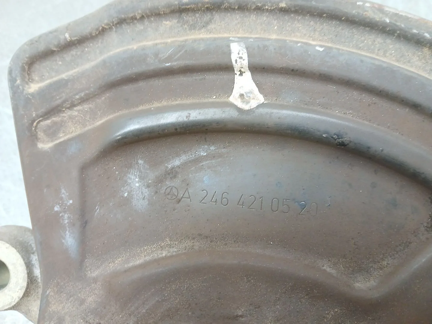 Mangueta Delantera Izquierda para Mercedes-Benz Clase B (W246)