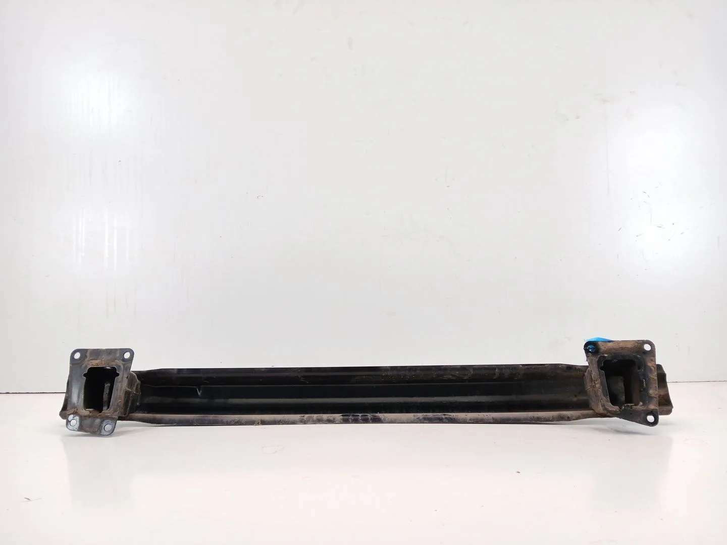 Refuerzo Paragolpes Trasero para Volkswagen Passat Cc (357)
