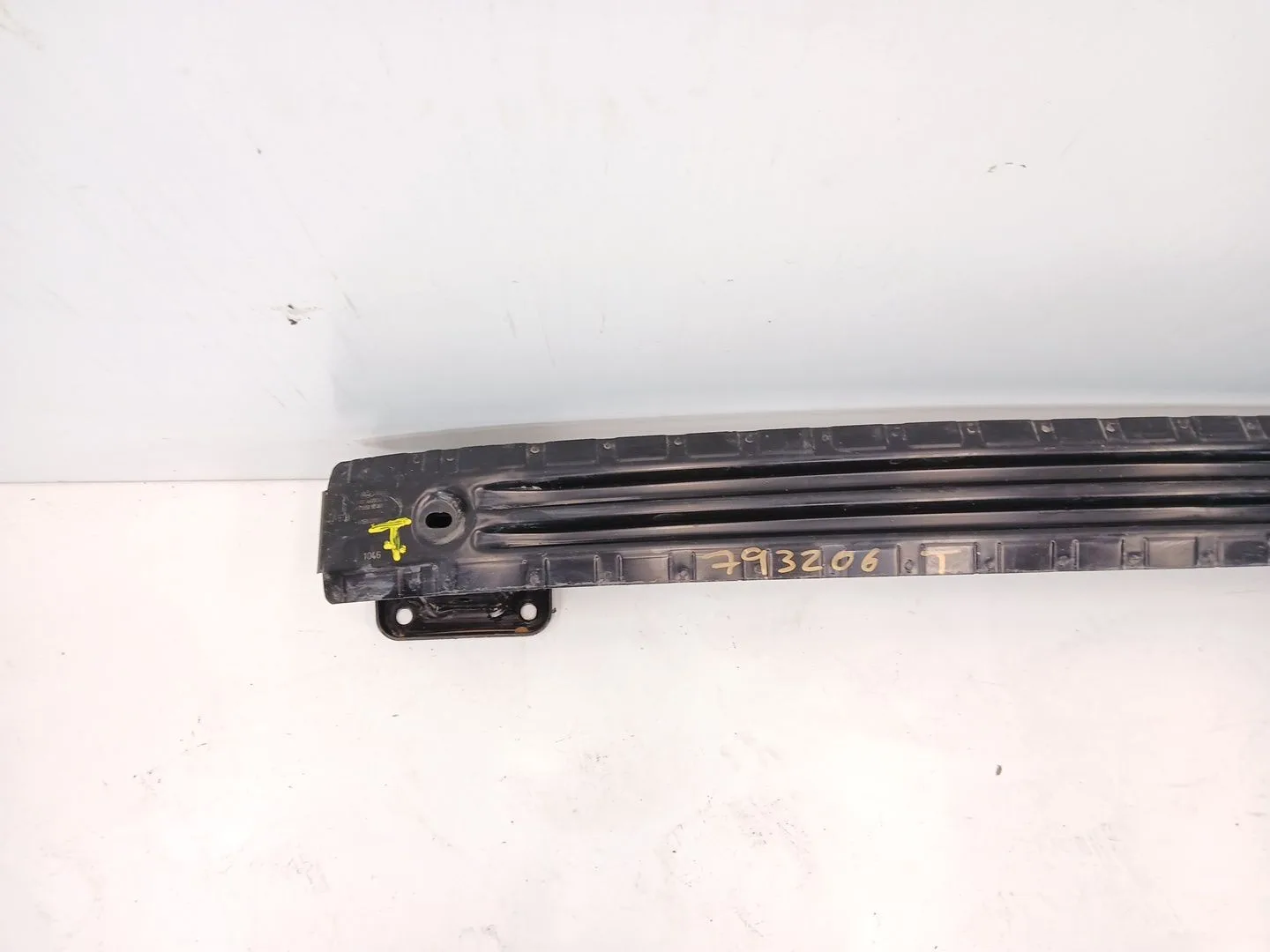 Refuerzo Paragolpes Trasero para Ford Focus Iii