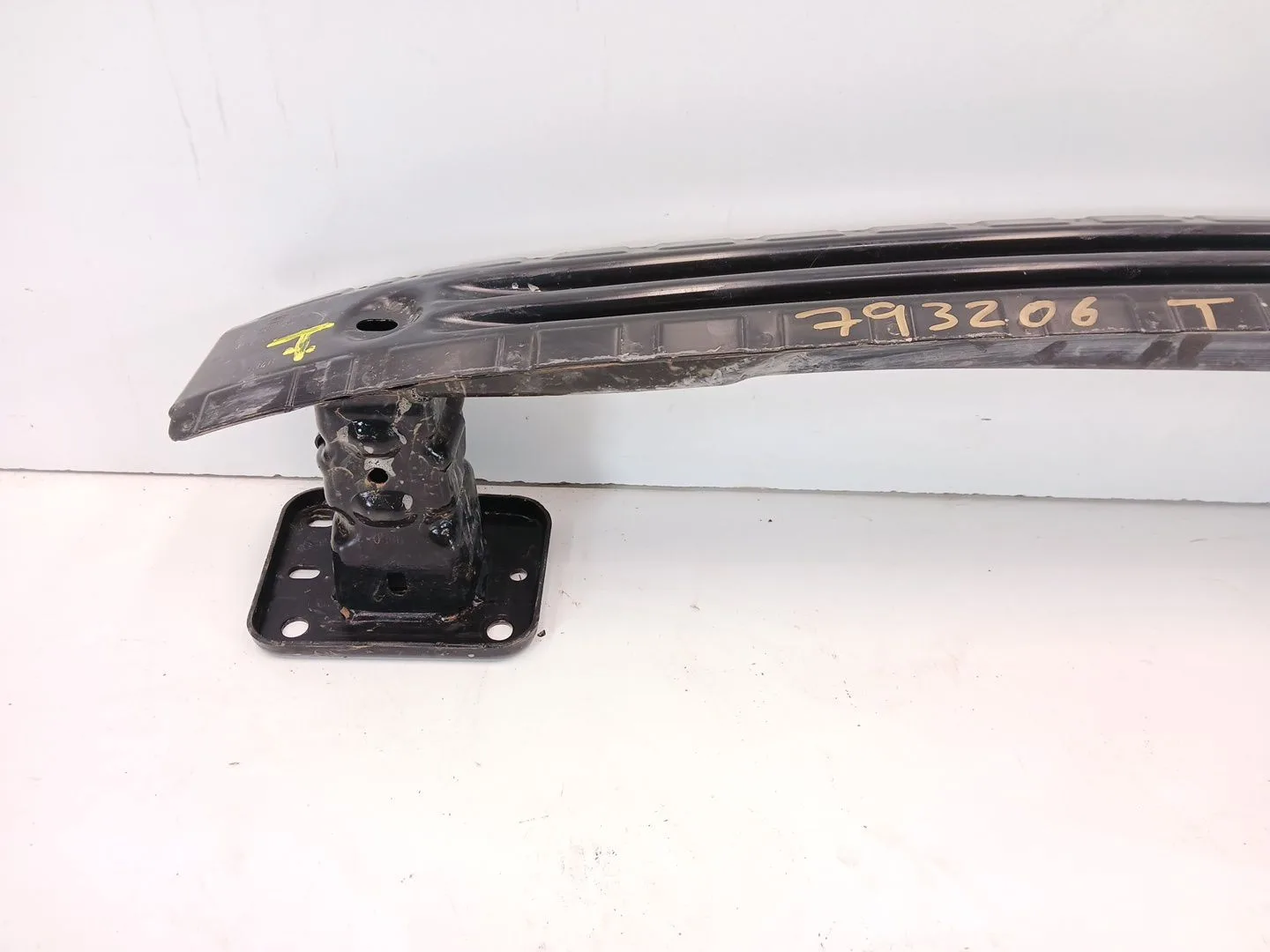 Refuerzo Paragolpes Trasero para Ford Focus Iii