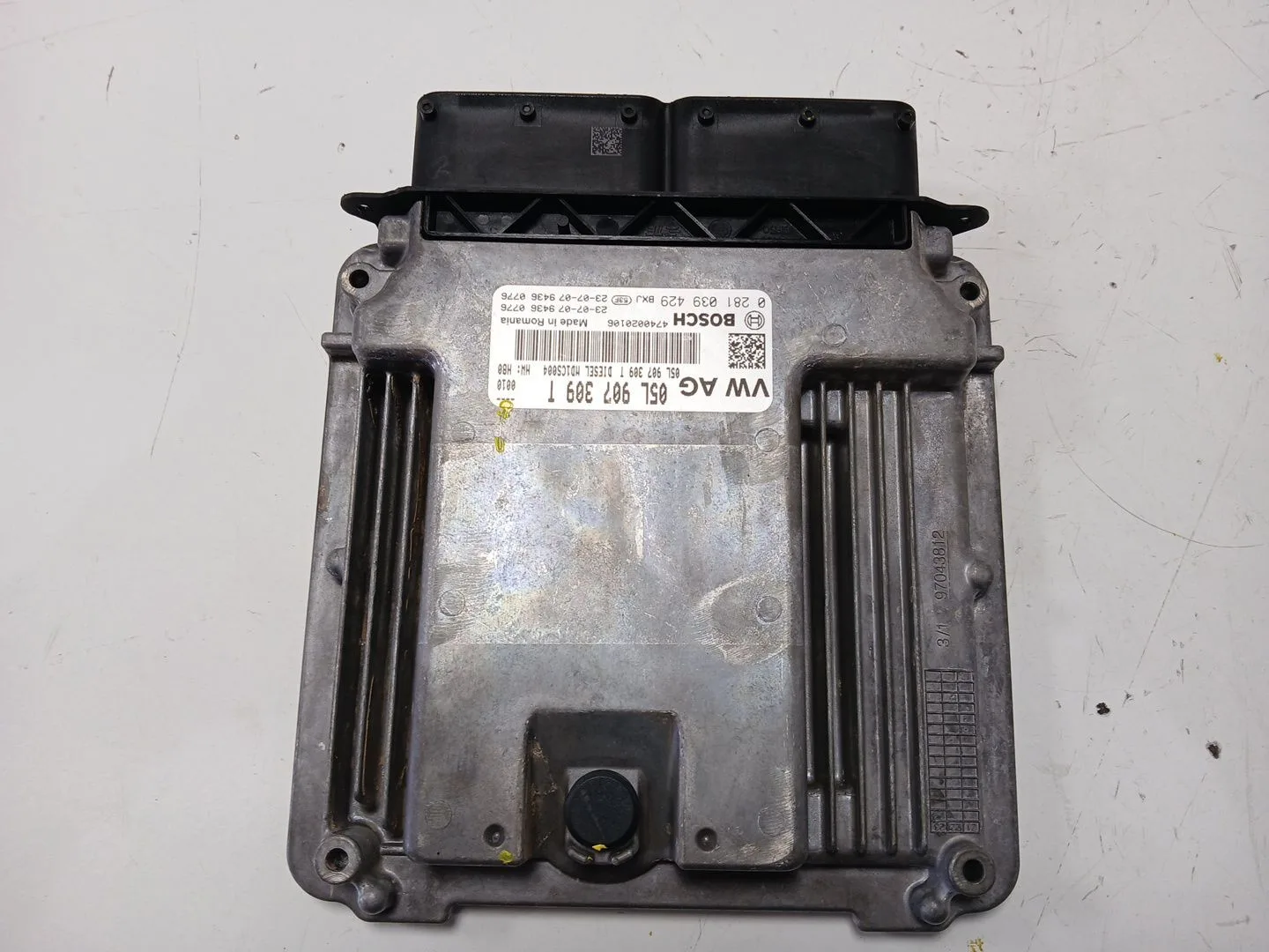 Centralita Motor Uce para Volkswagen T-Roc (A11, D11)