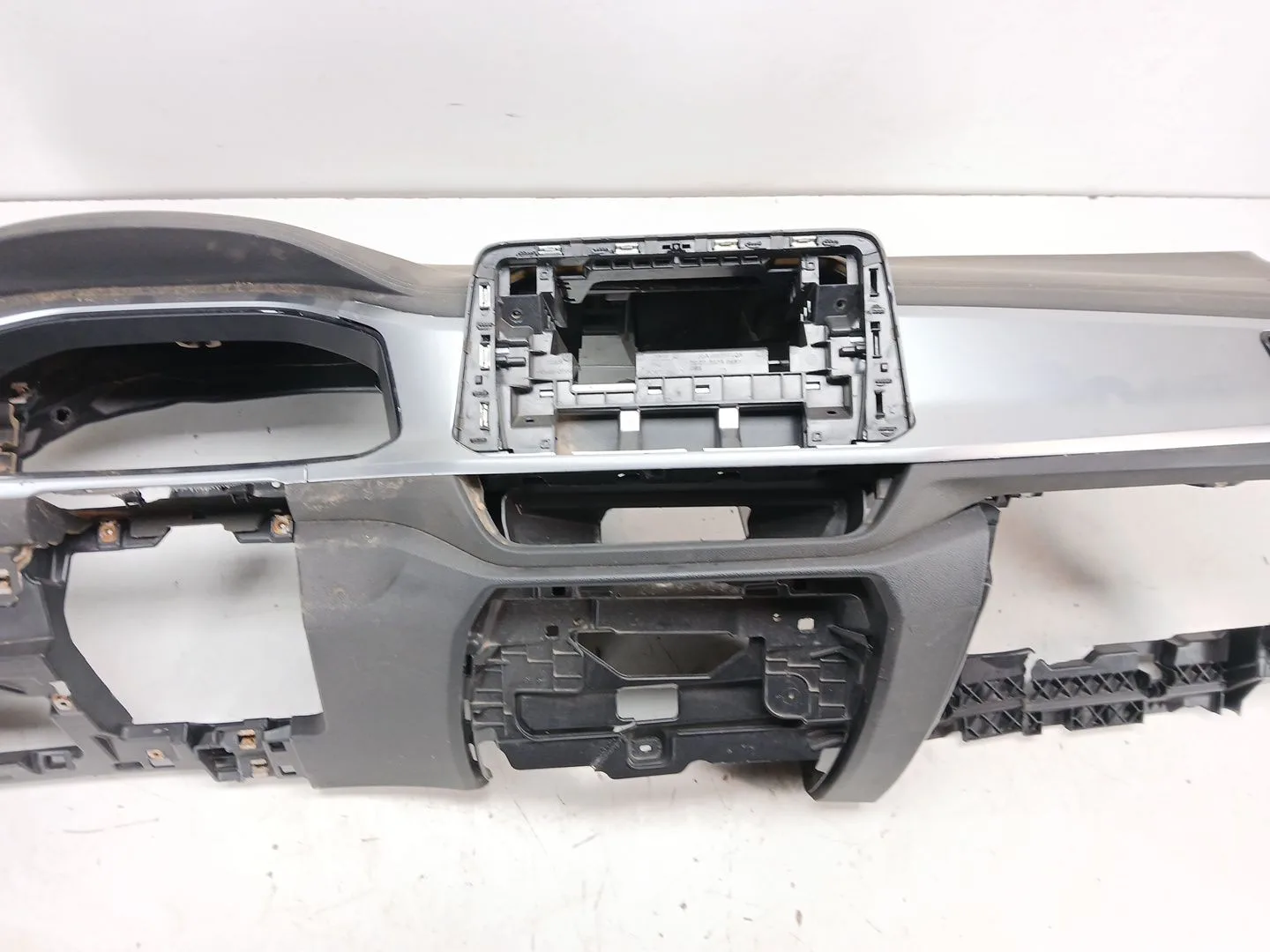 Salpicadero para Volkswagen T-Roc (A11, D11)