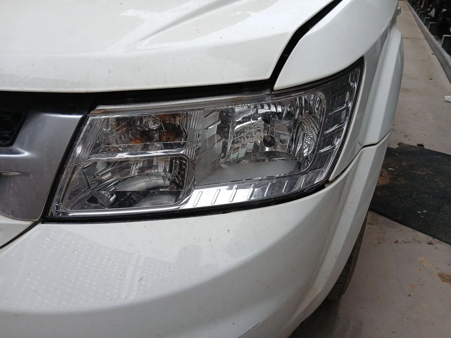 Faro Izquierdo para Fiat Freemont (345_)