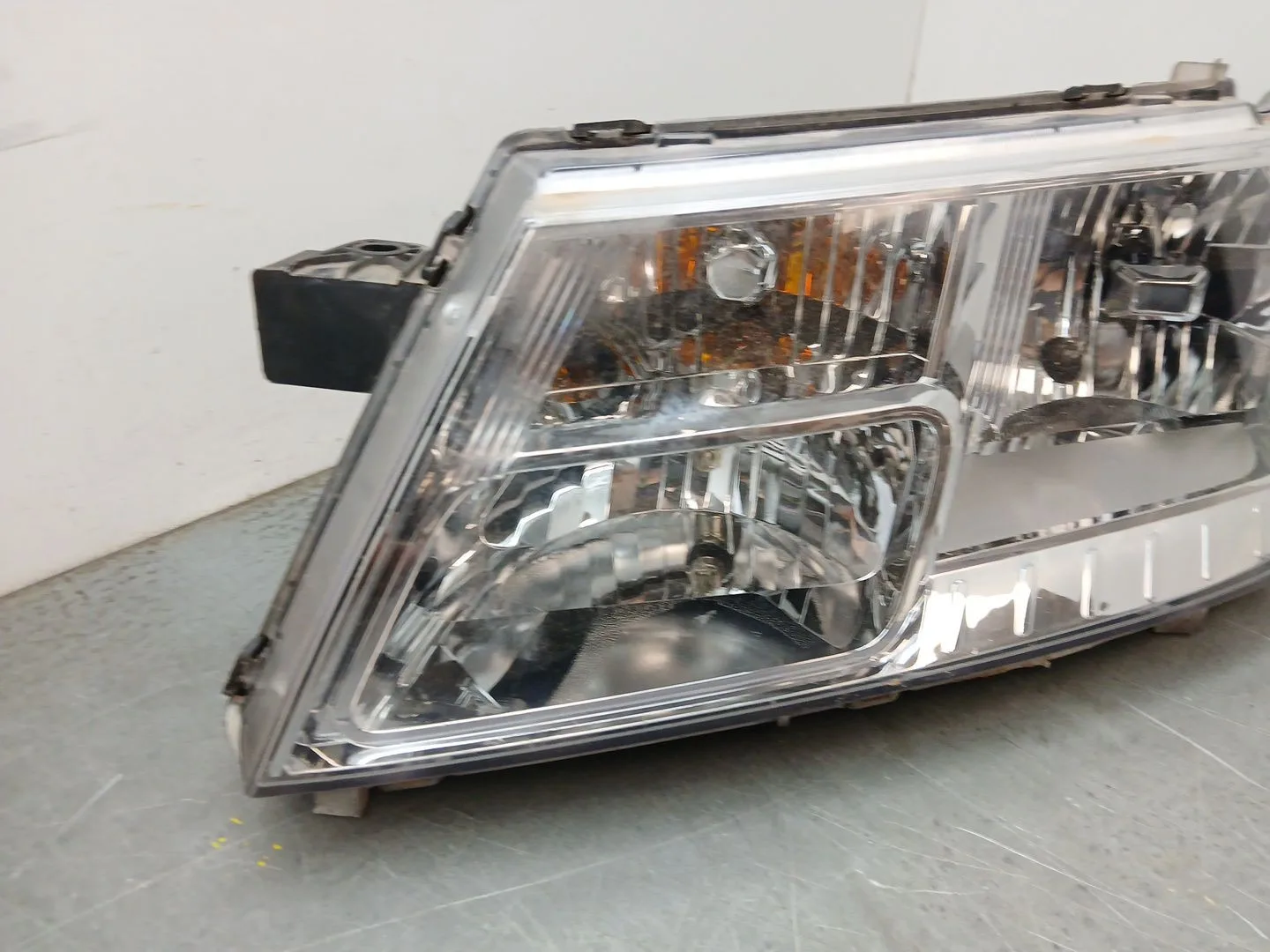 Faro Izquierdo para Fiat Freemont (345_)