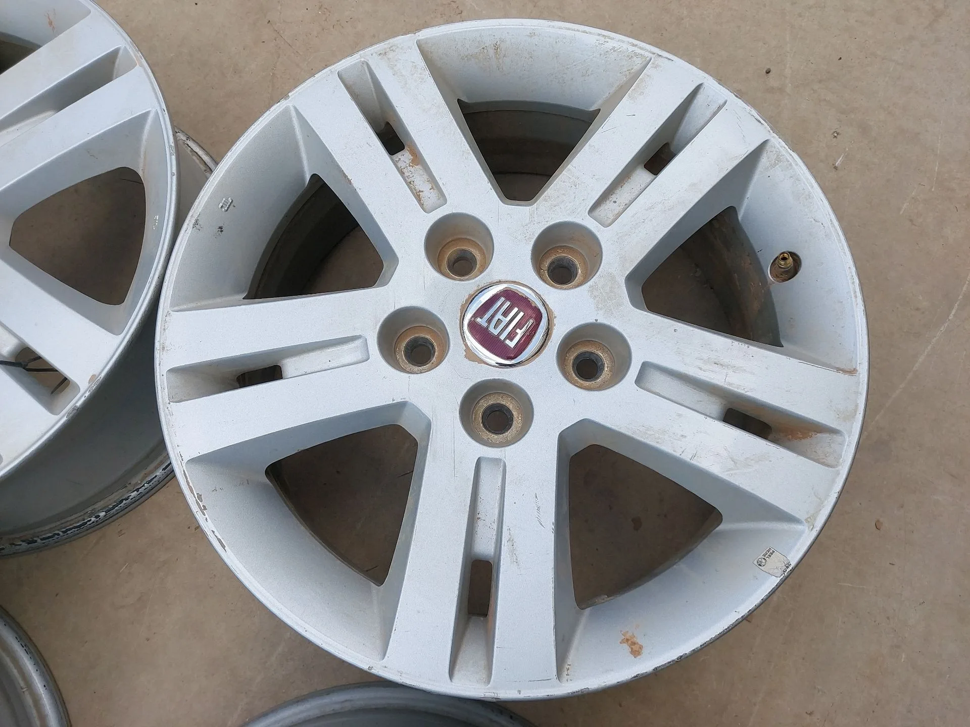 Juego Llantas para Fiat Freemont (345_)