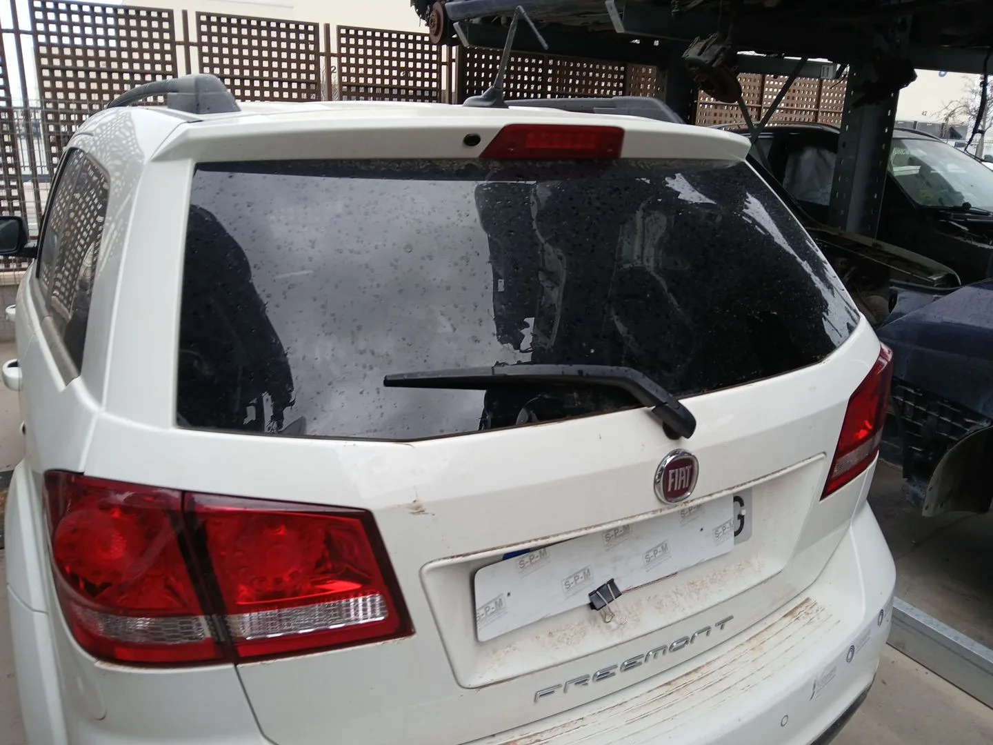 Porton Trasero para Fiat Freemont (345_)
