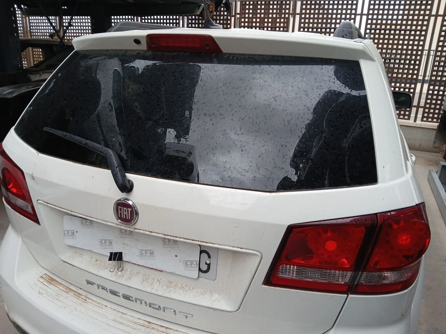 Porton Trasero para Fiat Freemont (345_)