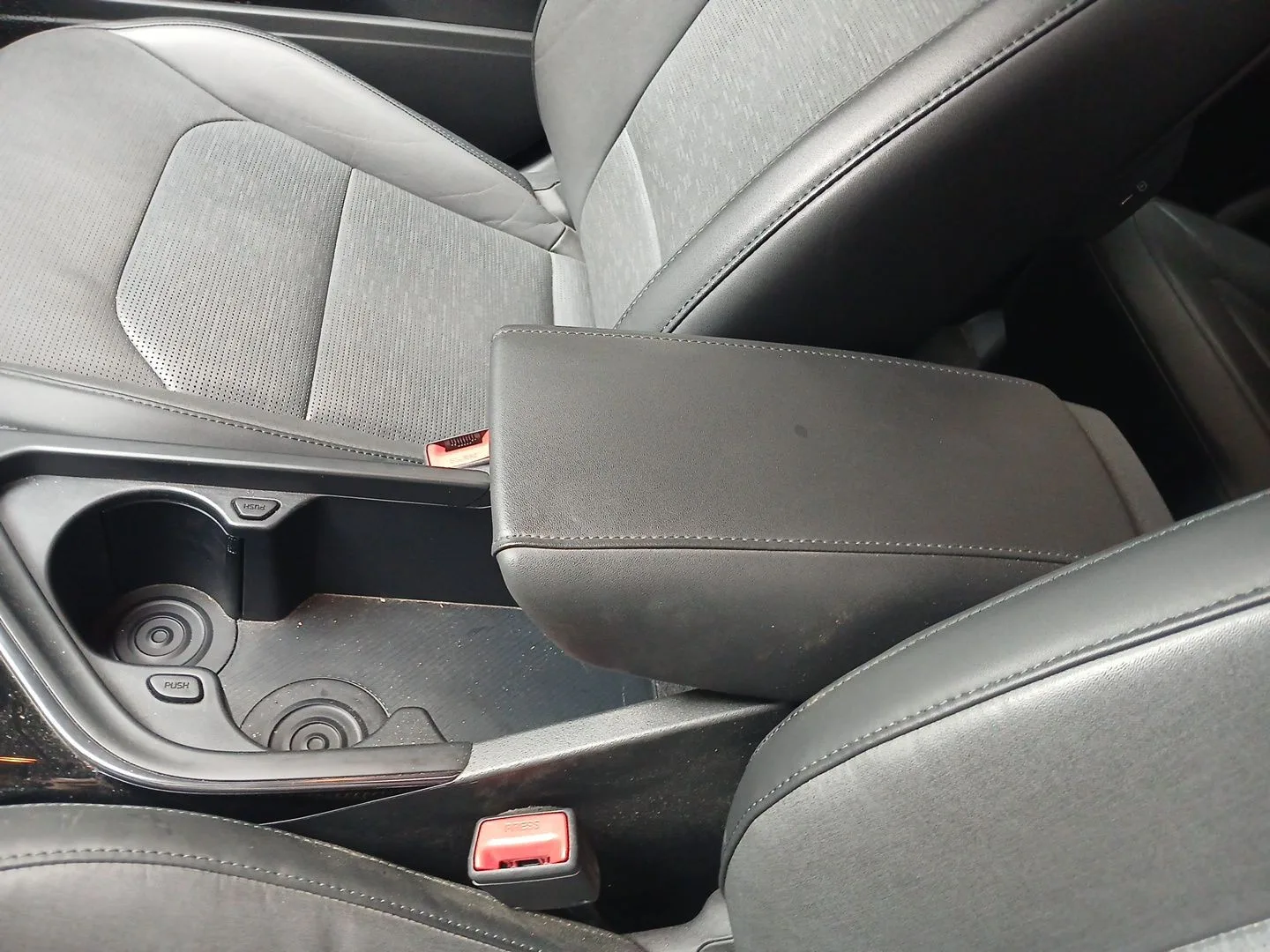Apoyabrazos Central para Kia Niro Ii (Sg2)
