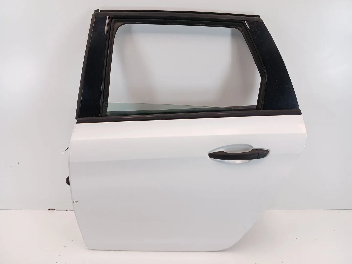 Puerta Trasera Izquierda para Peugeot 308 Sw Ii (Lc_, Lj_, Lr_, Lx_, L4_)