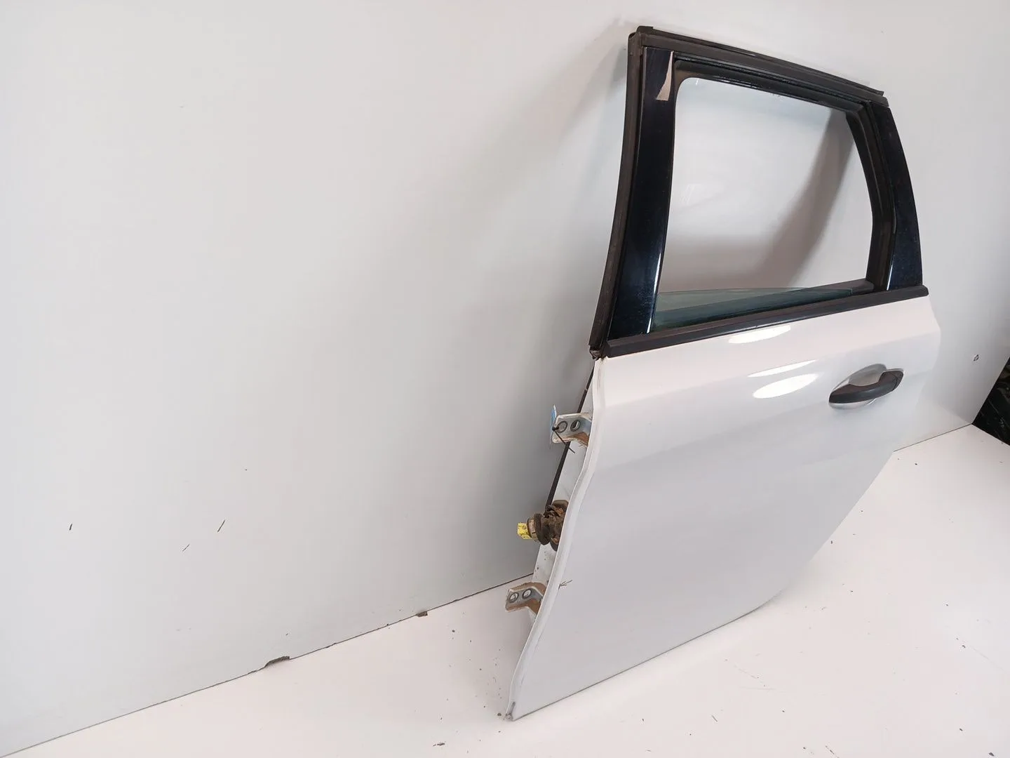 Puerta Trasera Izquierda para Peugeot 308 Sw Ii (Lc_, Lj_, Lr_, Lx_, L4_)