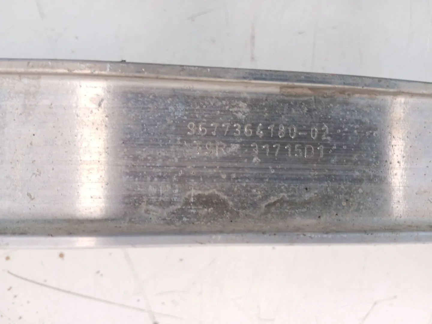 Refuerzo Paragolpes Delantero para Peugeot 308 Sw Ii (Lc_, Lj_, Lr_, Lx_, L4_)