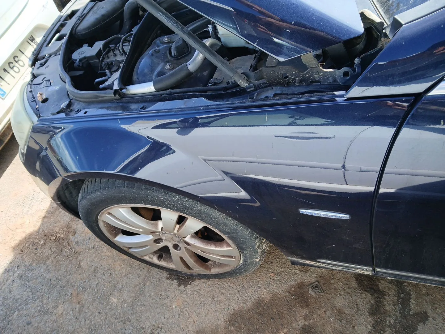 Aleta Delantera Izquierda para Mercedes-Benz Clase C T-Model (S204)