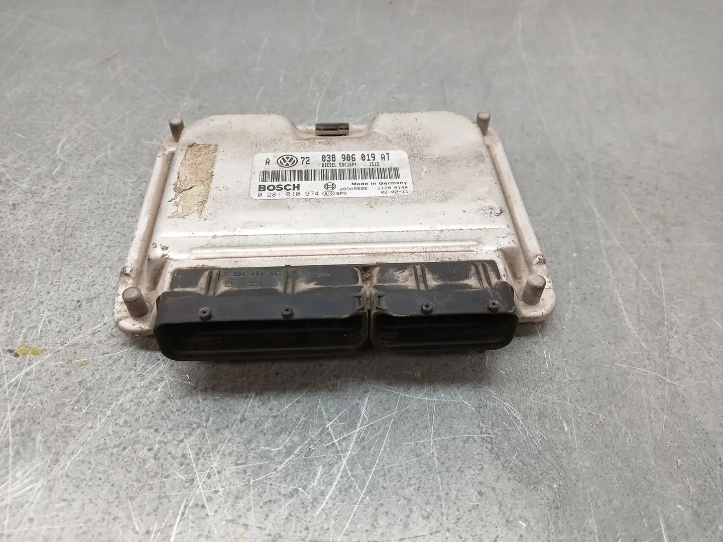 Centralita Motor Uce para Volkswagen Golf Iv (1J1)
