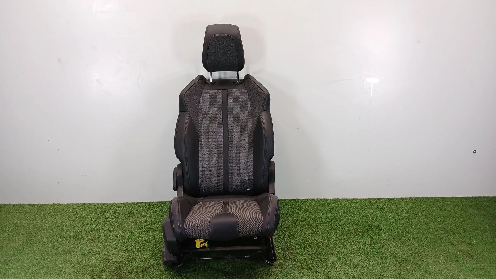 Asiento Delantero Derecho para Peugeot 3008 Ii Suv (Mc_, Mr_, Mj_, M4_)