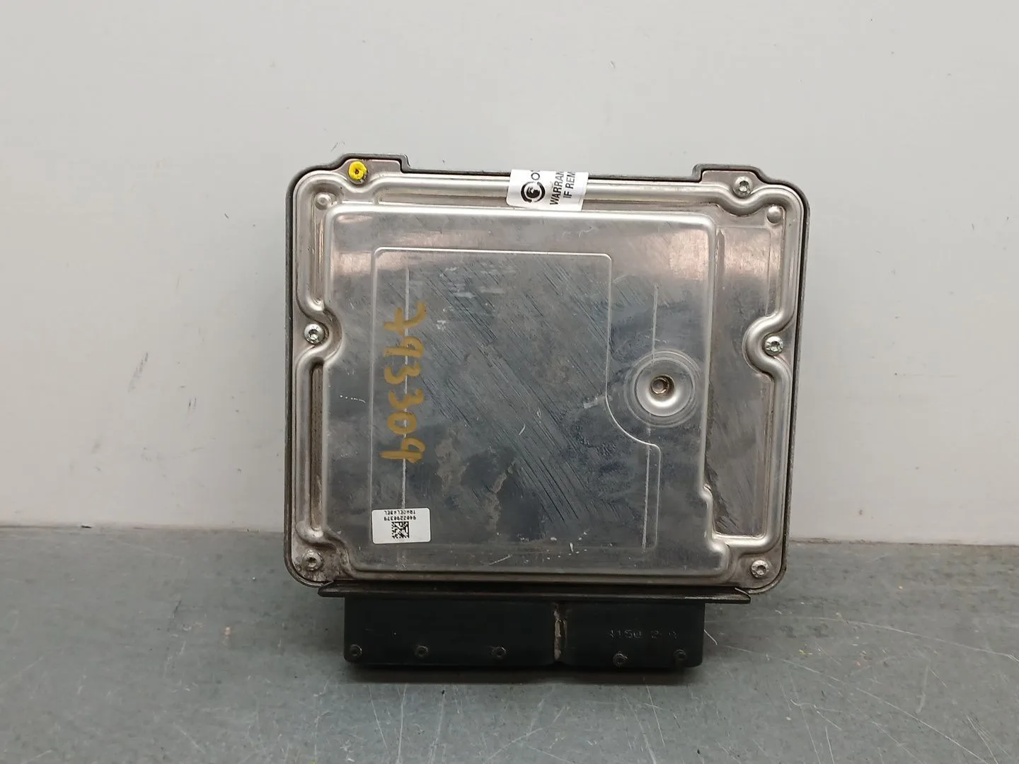 Centralita Motor Uce para Opel Astra J (P10)