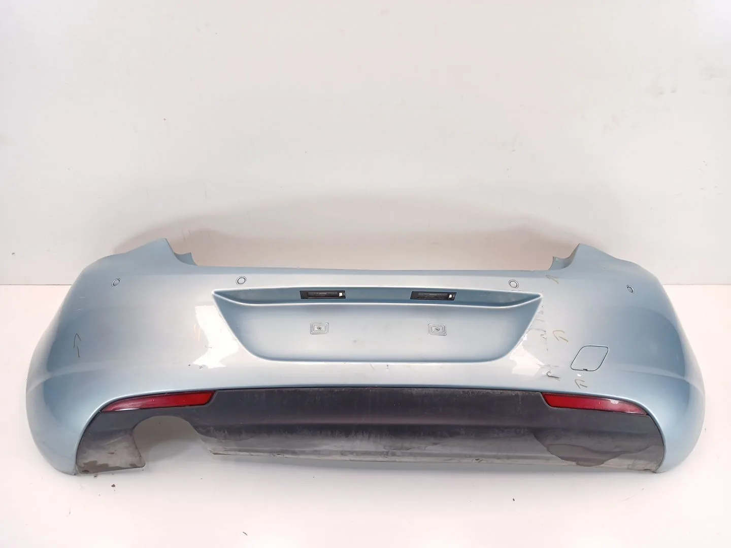 Paragolpes Trasero para Opel Astra J (P10)
