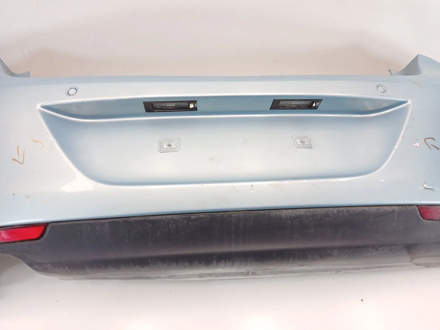 Paragolpes Trasero para Opel Astra J (P10)