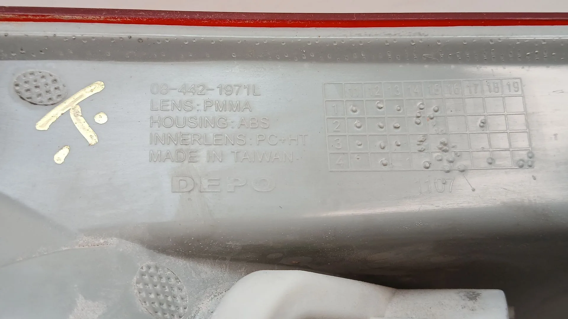 Piloto Trasero Izquierdo para Opel Astra J (P10)