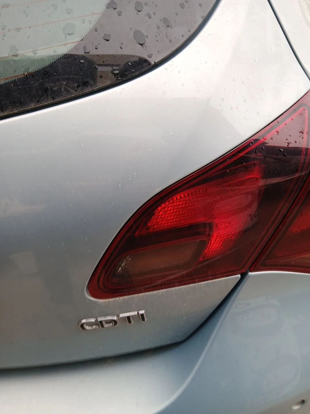 Piloto Trasero Derecho Interior para Opel Astra J (P10)