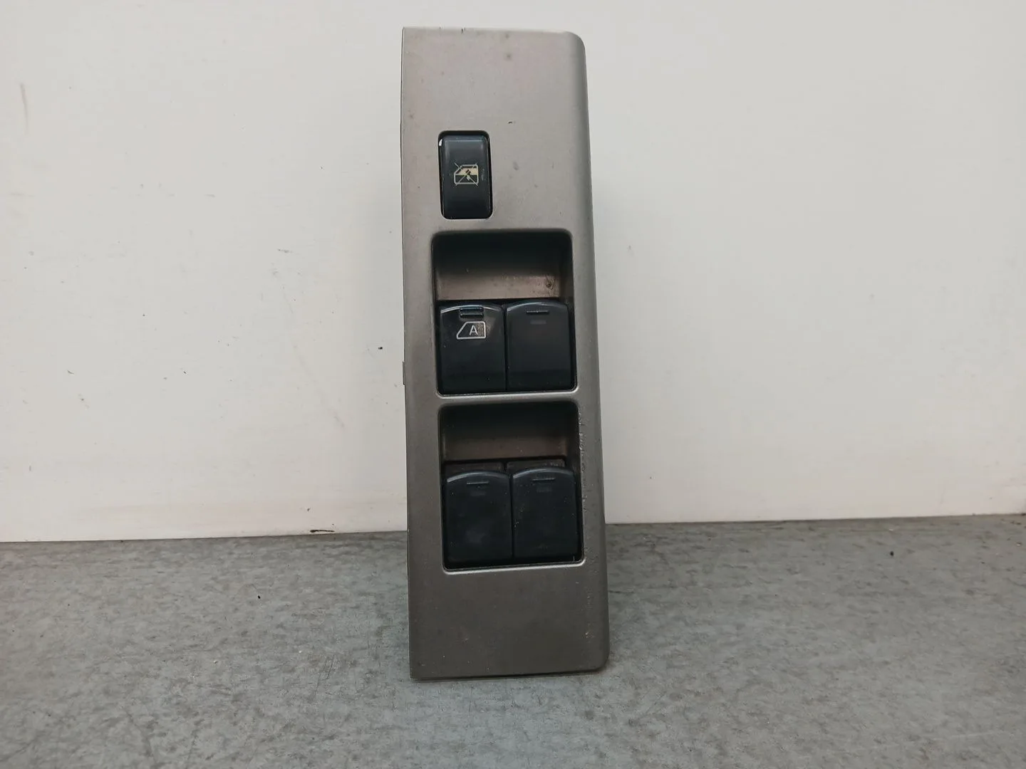 Mando Elevalunas Delantero Izquierdo para Nissan Pathfinder Iii (R51)