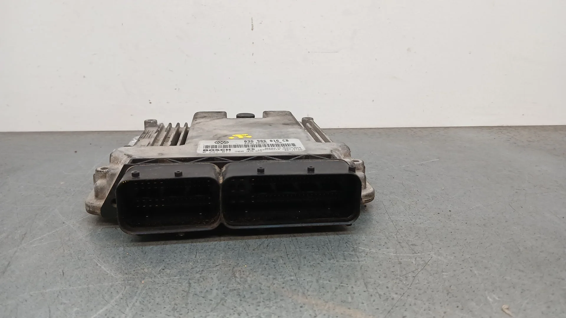 Centralita Motor Uce para Volkswagen Golf V (1K1)
