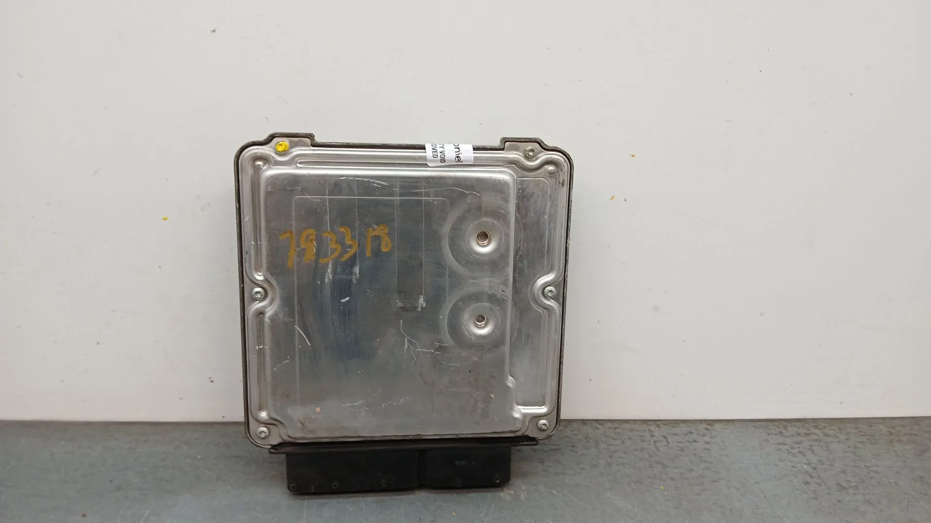 Centralita Motor Uce para Volkswagen Golf V (1K1)