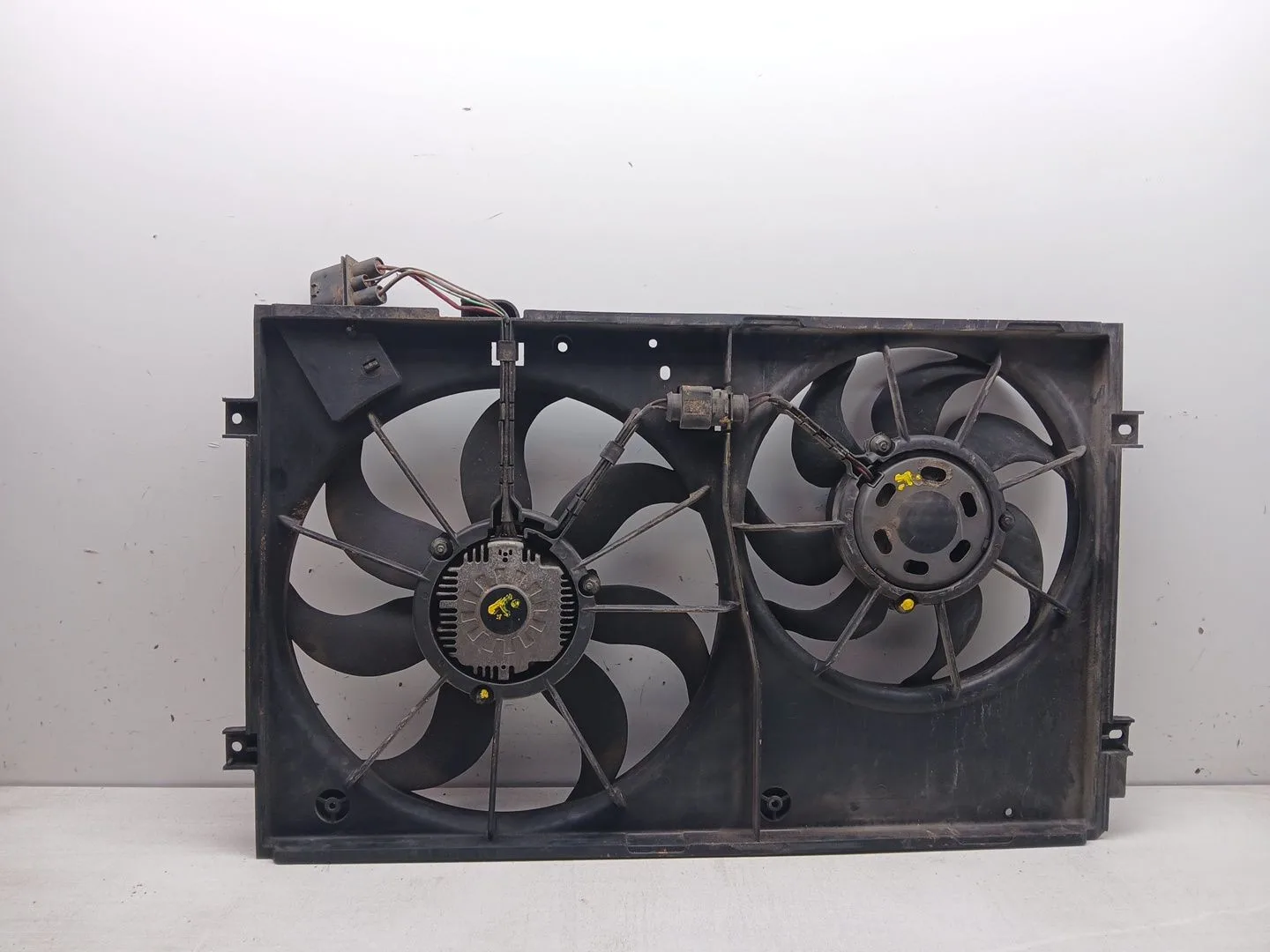 Electroventilador para Volkswagen Golf V (1K1)