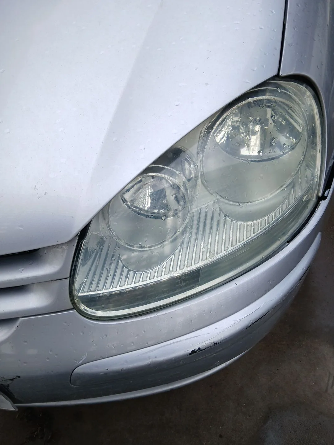 Faro Izquierdo para Volkswagen Golf V (1K1)